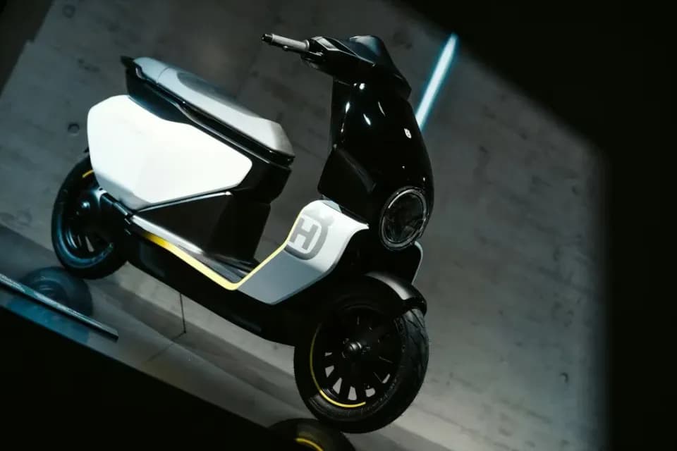 摩托车，产品设计展示